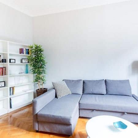 Spacious And Brilliant Apartment In Duomo By Easylife Milán Exterior foto