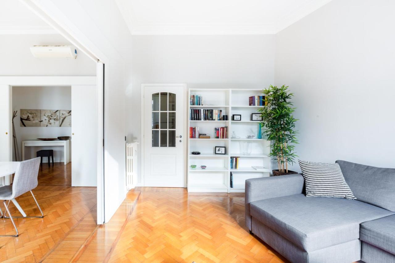 Spacious And Brilliant Apartment In Duomo By Easylife Milán Exterior foto